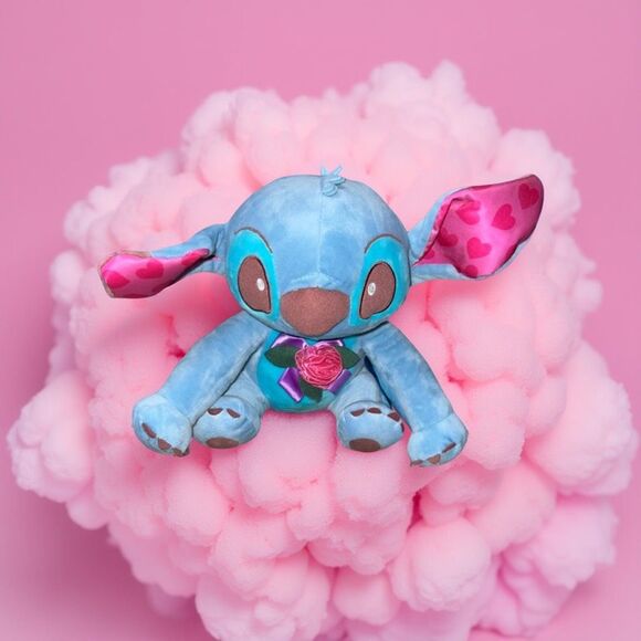 Disney Parks 2023 Stitch Plush Valentine's Day 10” - Picture 1 of 5